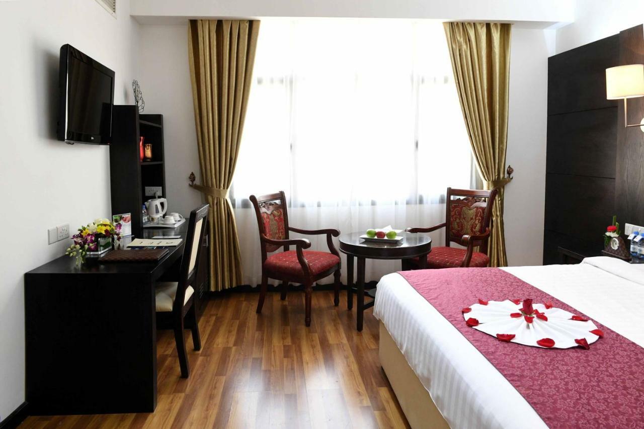 Juffair Gate Hotel Manama Exteriör bild
