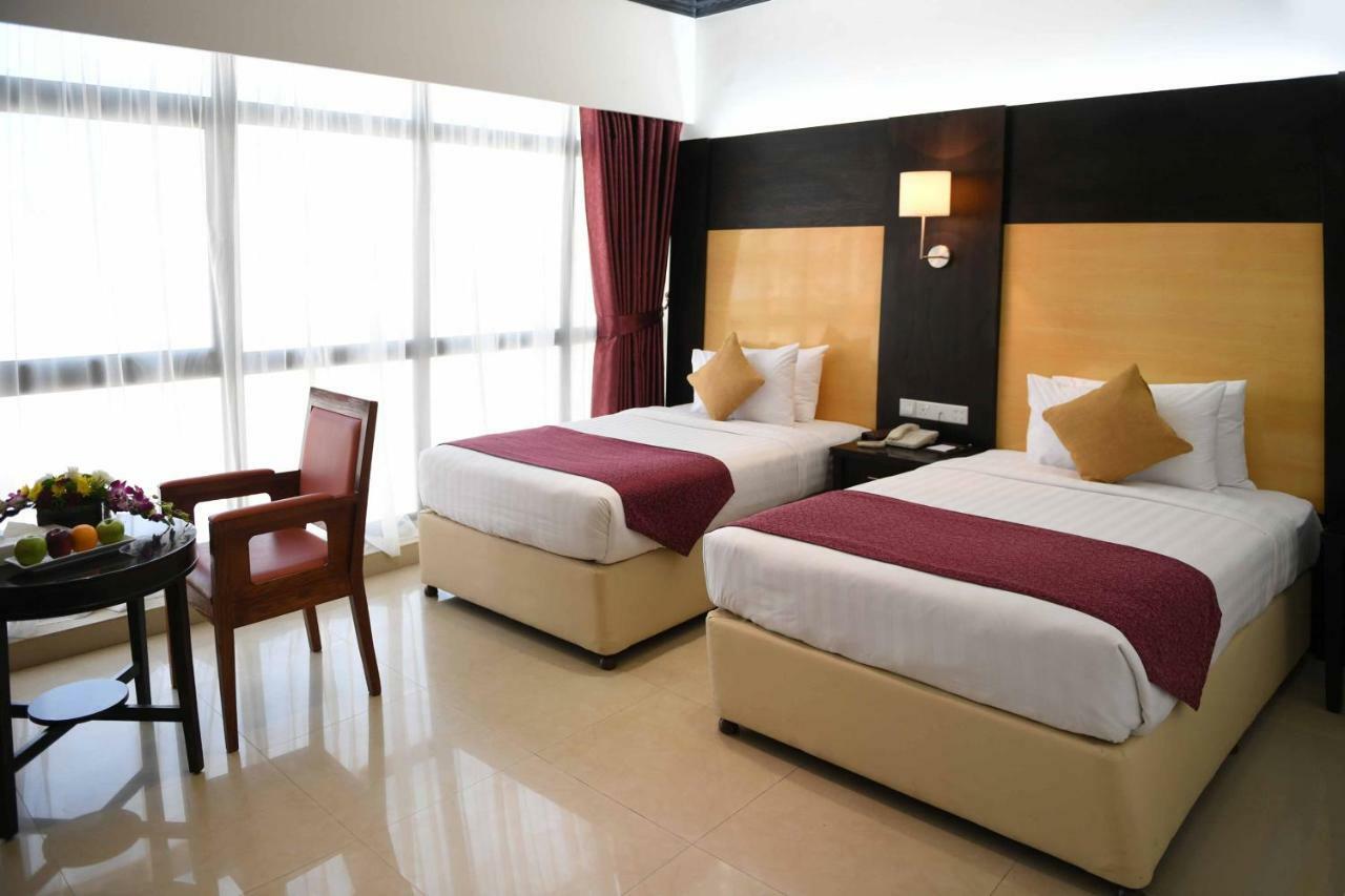 Juffair Gate Hotel Manama Exteriör bild
