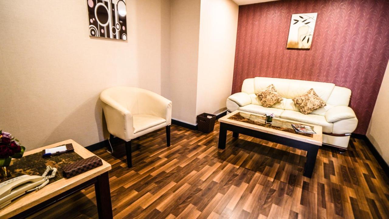 Juffair Gate Hotel Manama Exteriör bild